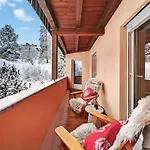 Escape House In St Moritz 別荘