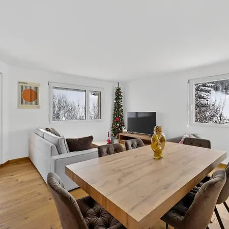 Escape House In Semesterbostad St. Moritz