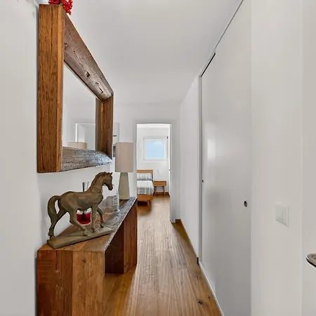 Escape House In