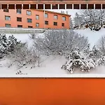Escape House In St Moritz * سانت موريتز
